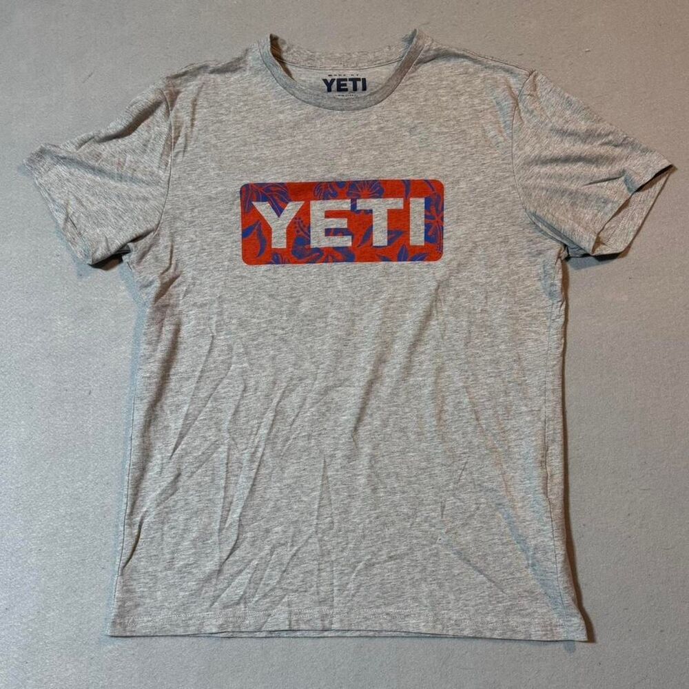 Yeti Men's Grey T-shirt